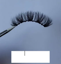 Load and play video in Gallery viewer, Flirty - Magnetic Mink Lashes
